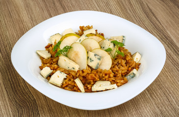Risotto with pear and cheese