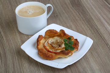 Apple pastry