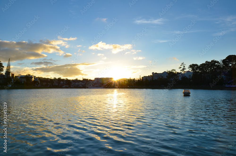 Wall mural Sunset on Xuan Huong lake, Dalat