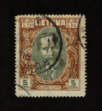 LITHUANIA - CIRCA 1928: Stamp Printed By Lithuania Shows The President Of The Republic Of Lithuania Antanas Smetona, Circa 1928