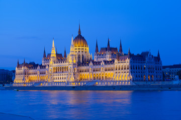 Fototapeta na wymiar Parliament of Budapest at night, Hungary