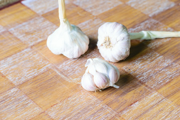  fresh garlic