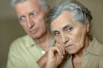 elderly man and woman with flu