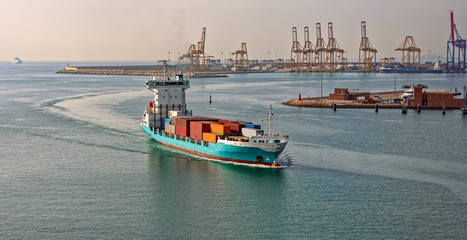 Container ship arriving port