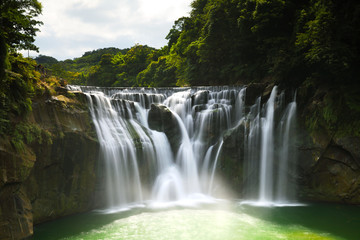 Fototapeta premium shifen waterfall in pingxi, Taipei, Taiwan