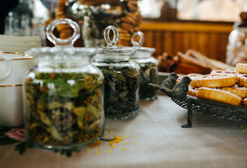 green tea and cookies