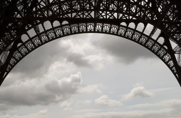 Fototapeta na wymiar Eiffel Tower Ironwork