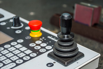 Детали и инструменты на производстве