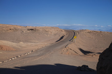 Fototapeta na wymiar Empty road in Chilean Atacama desert