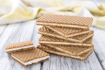 Crispy Waffles with Vanilla Cream