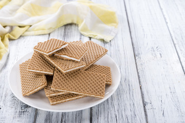 Crispy Waffles with Vanilla Cream