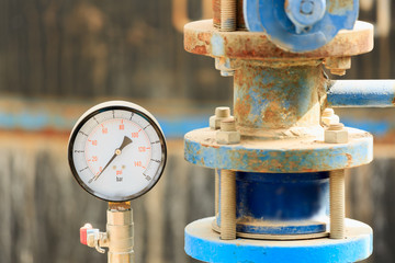 Manometer on old pipe