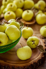 apples