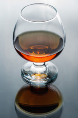 Фужер с коньяком