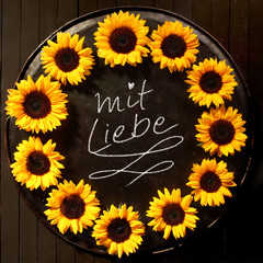 Sunflower frame with Mit Liebe text