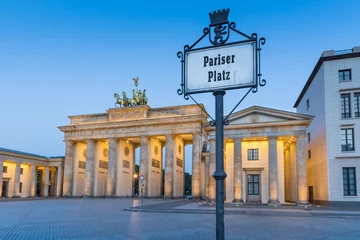 Fotobehang Berlin Brandenburg Gate at Pariser Platz at dawn, Germany © JFL Photography