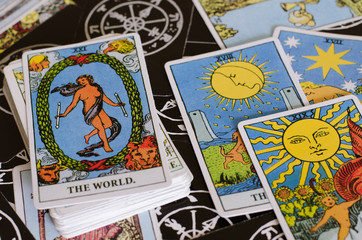 The Tarot - The World Card and Other Cards.