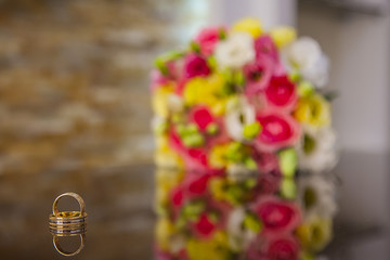 Букет невесты, кольца молодожёнов. © kevin44kevin