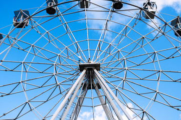 Obraz premium Metal construction of ferris wheel close up