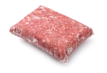 Crédence de cuisine en verre imprimé Viande Pack of frozen ground meat