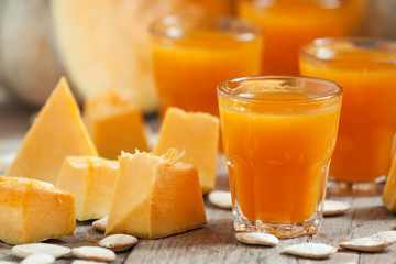 Fototapeta na wymiar Pumpkin juice, selective focus