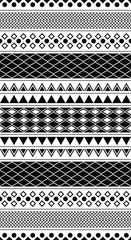 Black and white geometric pattern - 93336927