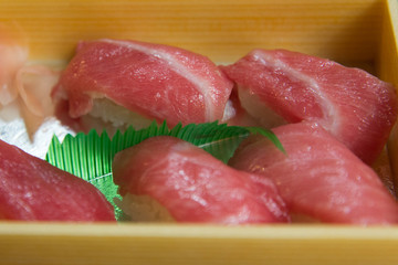 鮪トロセット寿司