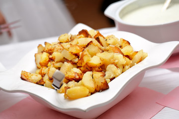Baked potatoes with garlic dip