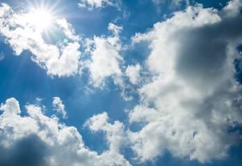  clouds in the blue sky