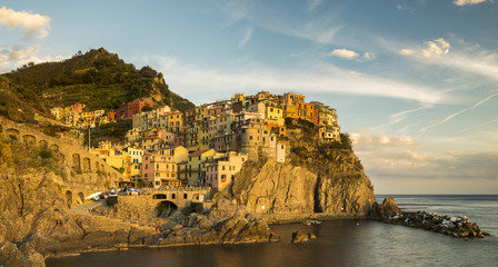 Miasteczko Manarola w Parku Narodowym Cinque Terre,Liguria,Włochy © Mike Mareen