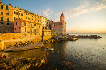 Zachód słońca w Tellaro,Liguria,Włochy © Mike Mareen