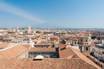 Naklejka premium Aerial view of Catania with volcano Etna in background