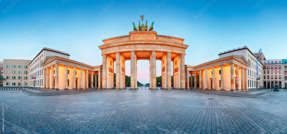 Sticker Brandenburger Tor (Brandenburg Gate) panorama, famous landmark i