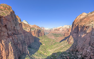 Naklejka premium Canyon in Zion National Park, Utah, USA.