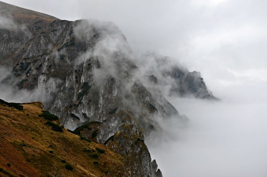 Morze mgieł widziane z Kondrackiej Przełęczy, Tatry Zachodnie