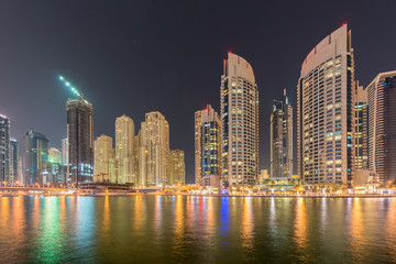 Fototapeta na wymiar Dubai - JANUARY 10, 2015: Marina district on January 10 in UAE