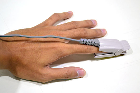 Measurement spo2 by finger probe