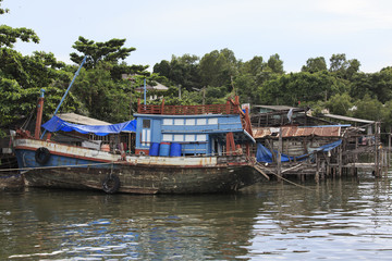 Fototapeta na wymiar タイ国チョンブリー県アンシラーの漁村