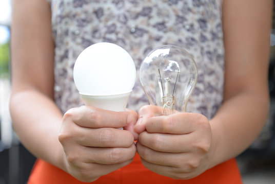 LED and Incandescent bulbs - Choice of energy