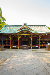 Fototapeta premium 根津神社を訪ねる文化・観光イメージ