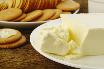 cream cheese with crackers