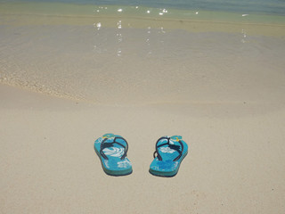 flip flop and beach