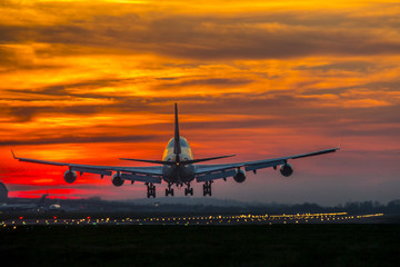Aircraft Sunset © Ian Schofield