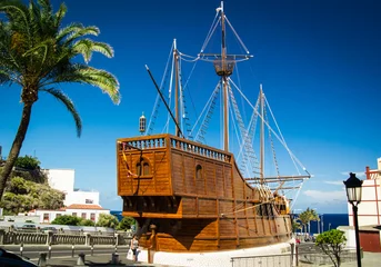 Tischdecke Ship "Santa Maria" recreated of concrete in Santa Cruz de La Palma, Canary Islands © Neissl