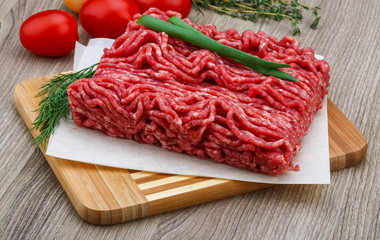 Raw minced meat