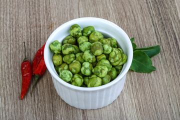 Wasabi peas