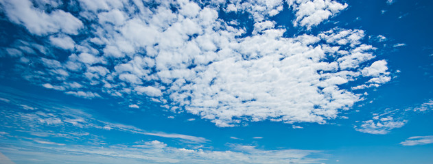 blue sky with cloud