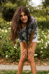 White girl with beautiful eyes. / Beautiful blue-eyed girl posing in a photo shoot in a park in Madrid. 