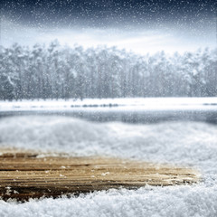 desk of snow 
