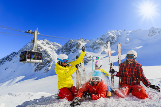Ski, winter, snow - family enjoying winter vacation 